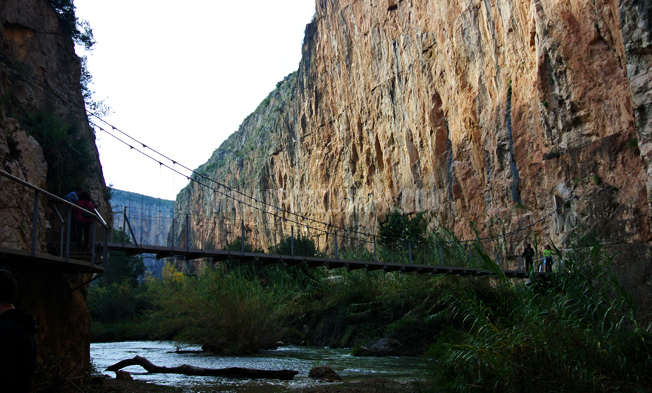 puente colgante chulilla