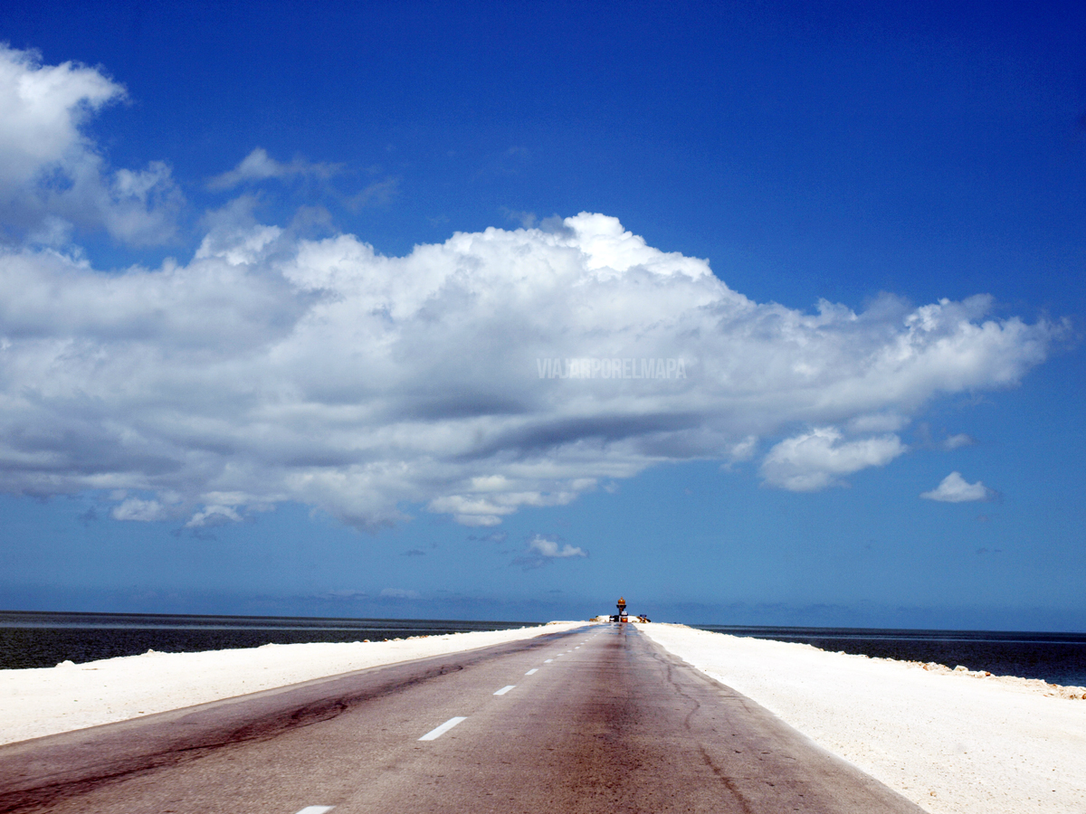 conducir en Cuba carretera cayo